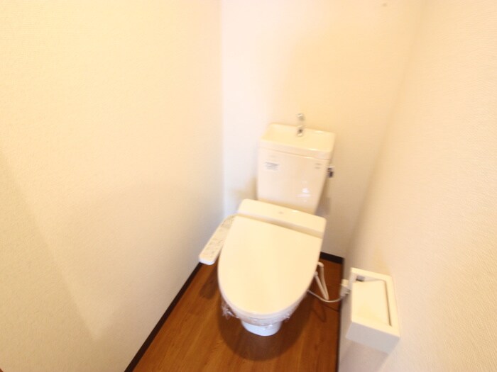 物件内観写真14　(トイレ)