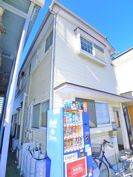岡島コ－ポ外観写真
