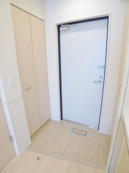 物件内観写真18　(靴箱)