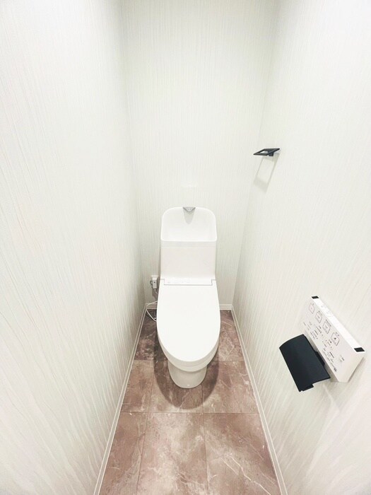 物件内観写真16　(トイレ)