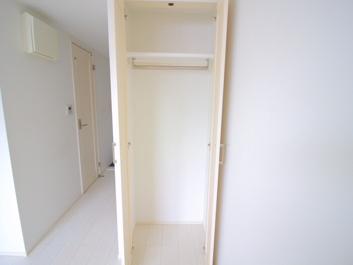 物件内観写真7　(収納)