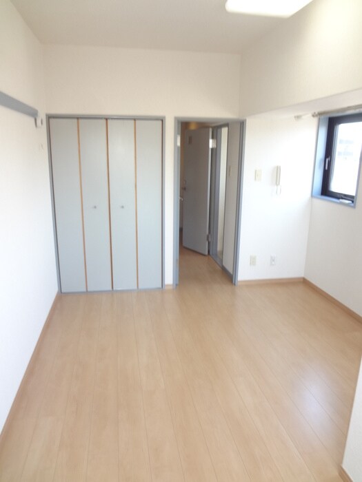 物件内観写真10　(居室)