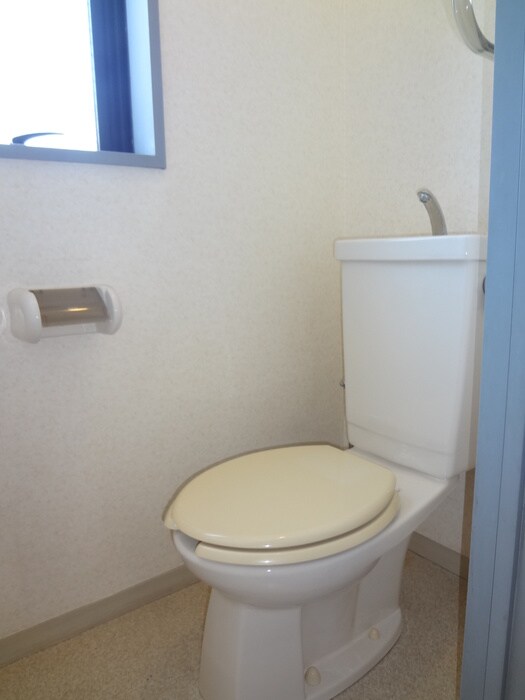 物件内観写真14　(トイレ)