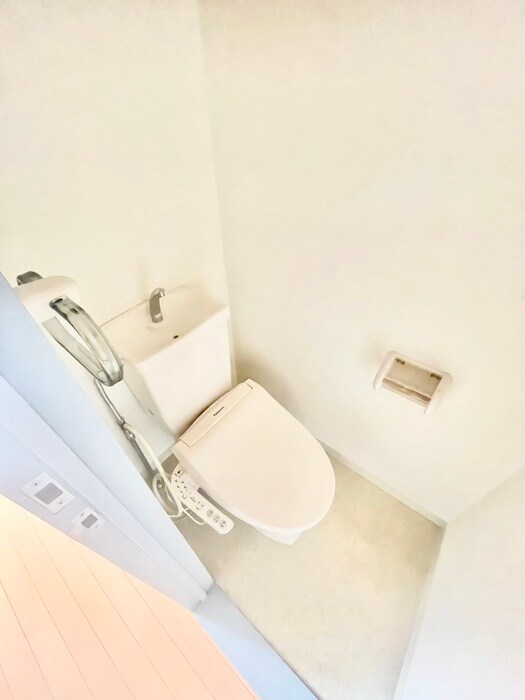 物件内観写真14　(トイレ)