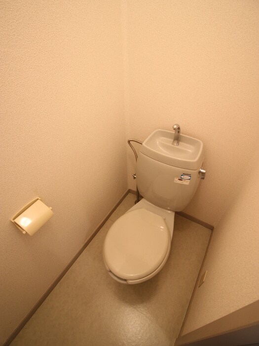 物件内観写真12　(トイレ)