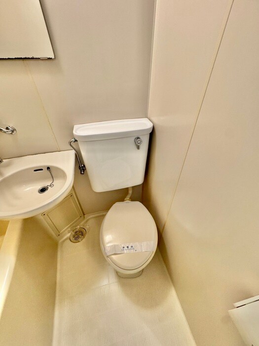 物件内観写真16　(トイレ)