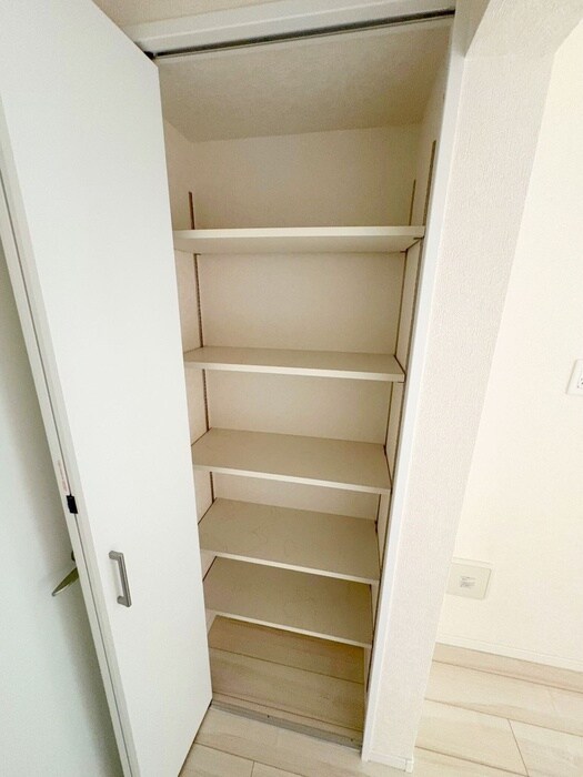 物件内観写真19　(収納)