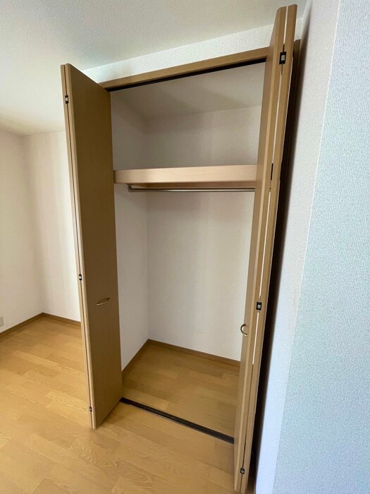 物件内観写真11　(収納)