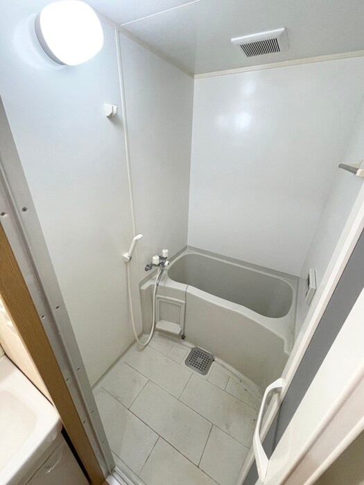 物件内観写真12　(バス／シャワールーム等)