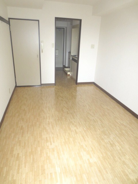 物件内観写真11　(居室)