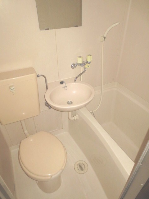 物件内観写真14　(トイレ)