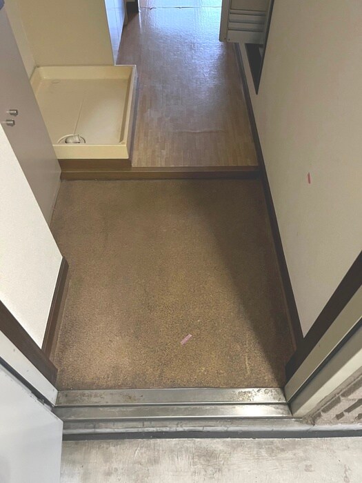 物件内観写真19　(玄関)