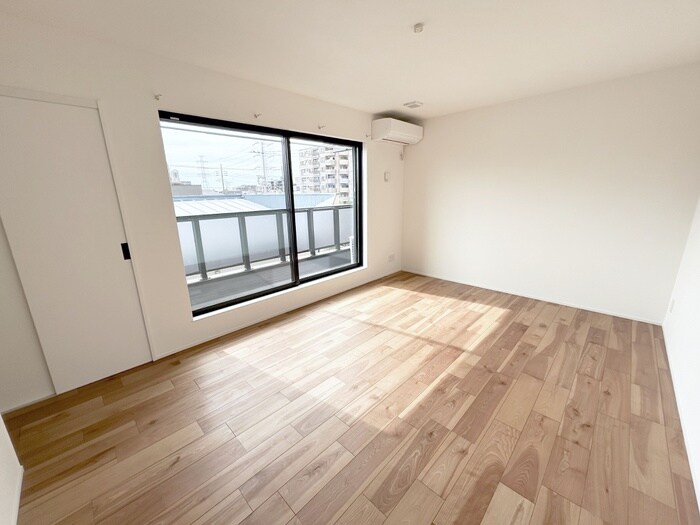 物件内観写真6　(居室)