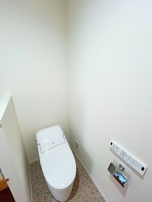 物件内観写真13　(トイレ)