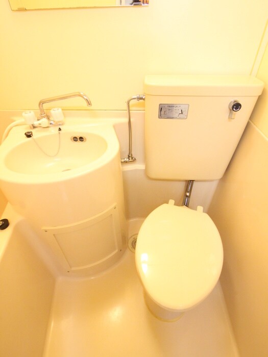 物件内観写真14　(トイレ)