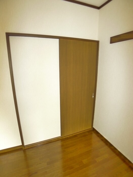 物件内観写真11　(収納)