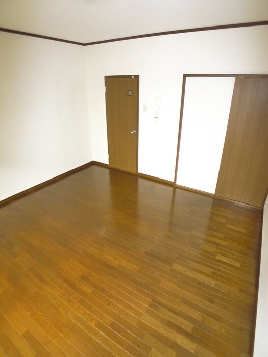 物件内観写真12　(居室)