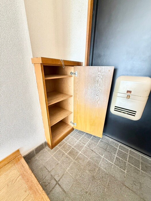 物件内観写真18　(靴箱)