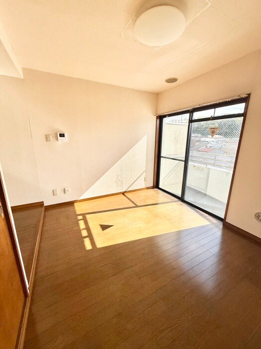 物件内観写真22　(居室)