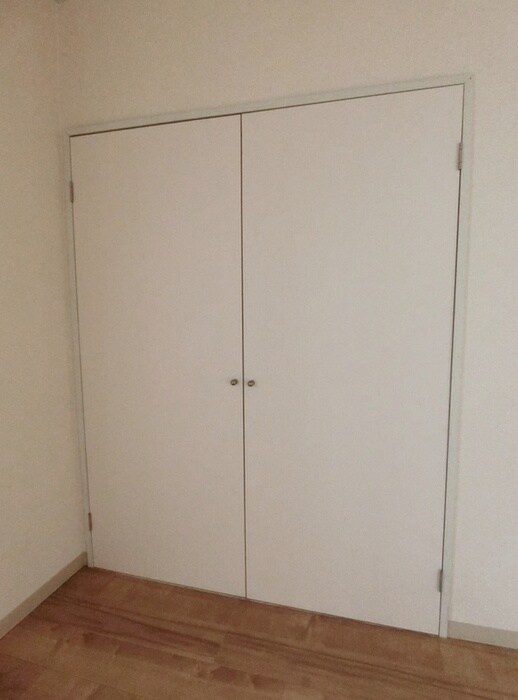 物件内観写真10　(収納)