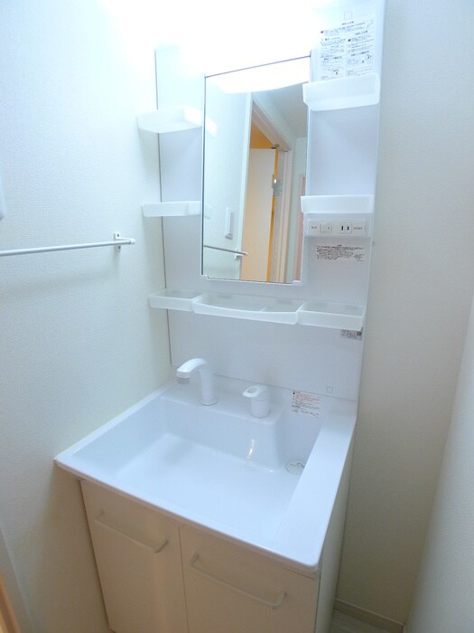 物件内観写真13　(洗面)