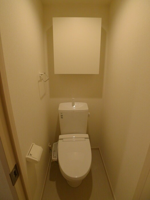 物件内観写真14　(トイレ)