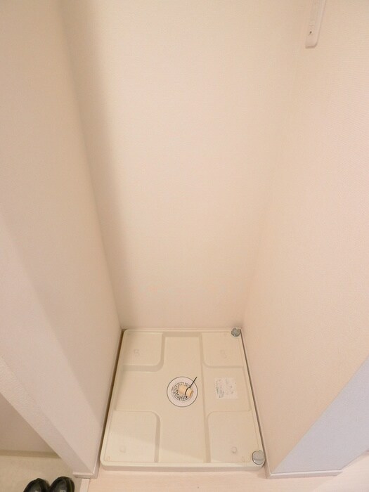 物件内観写真15　(洗濯機置場)