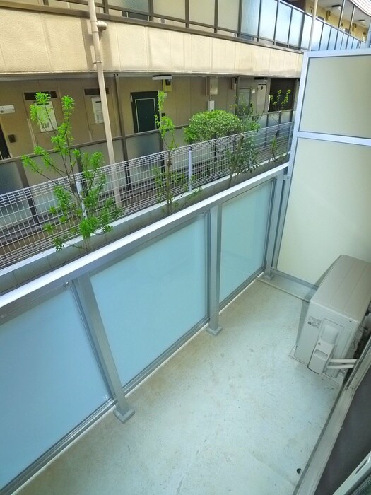 ベルス市川のベランダ・バルコニー