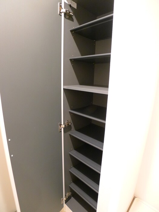 物件内観写真18　(靴箱)