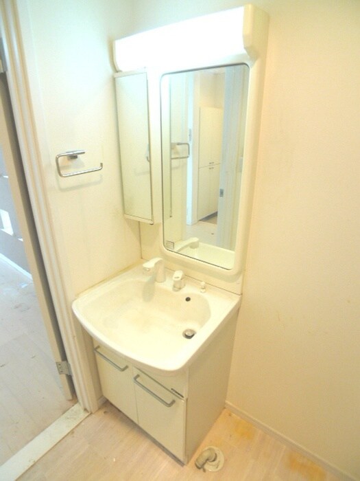 物件内観写真8　(洗面)