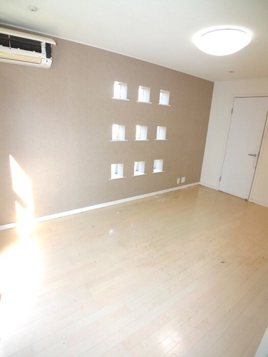 物件内観写真12　(居室)