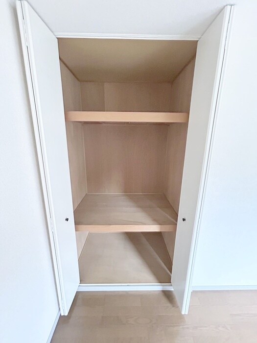 物件内観写真8　(収納)