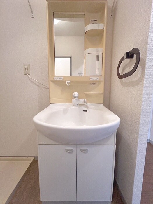 物件内観写真11　(洗面)