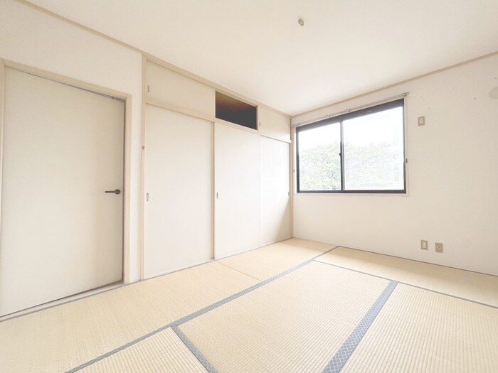 物件内観写真15　(居室)