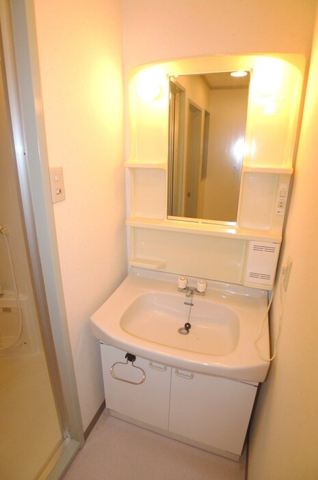 物件内観写真11　(洗面)