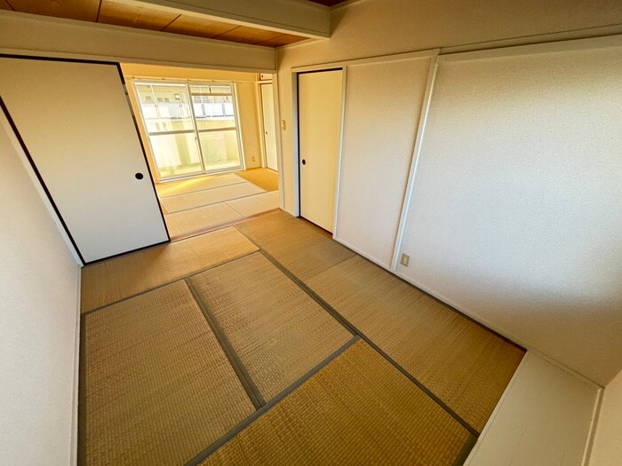 物件内観写真8　(居室)