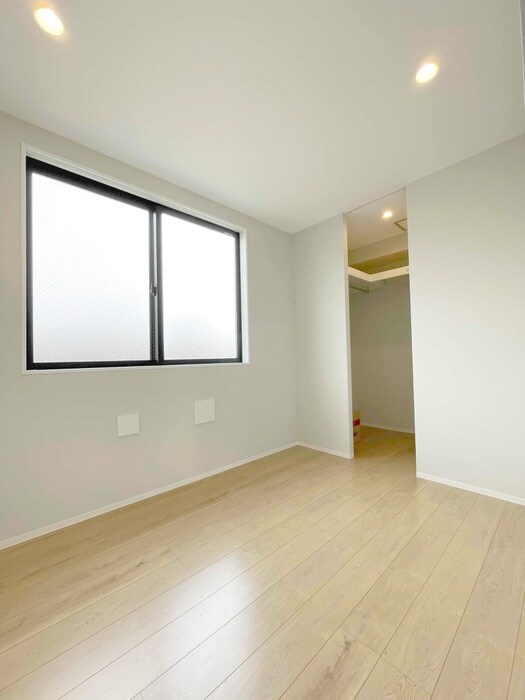 物件内観写真9　(居室)