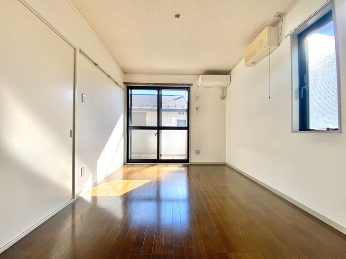 物件内観写真6　(居室)