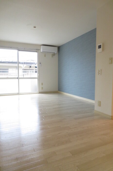 物件内観写真5　(居室)