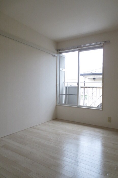 物件内観写真18　(居室)