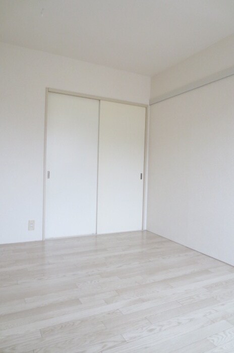 物件内観写真19　(居室)