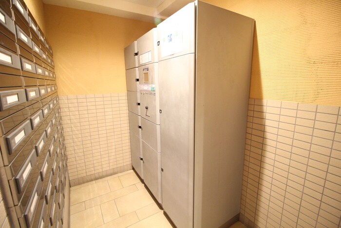 物件外観写真6　(建物設備)