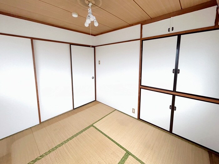 物件内観写真9　(居室)