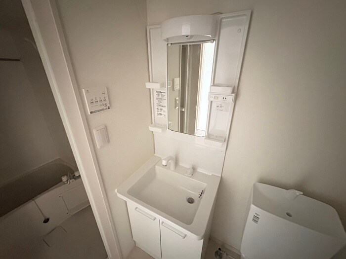 物件内観写真13　(洗面)