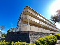 Ｋｌａｒ．青葉の外観写真