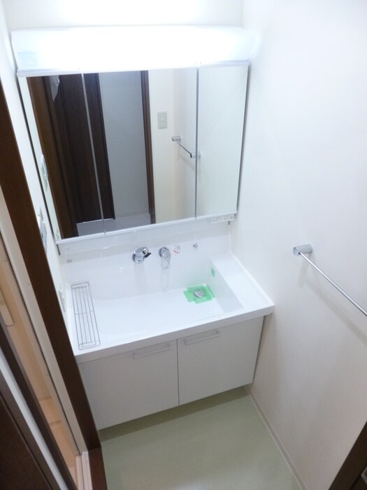 物件内観写真10　(洗面)