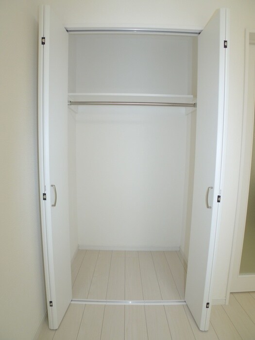 物件内観写真11　(収納)