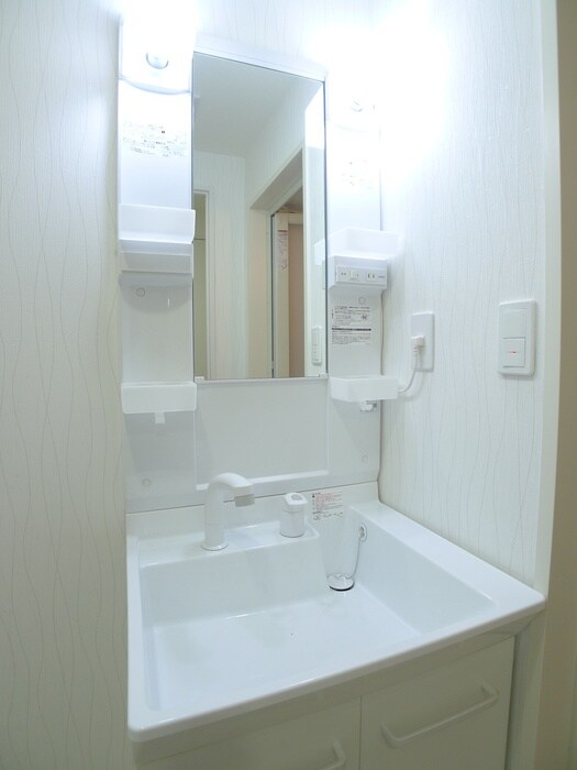 物件内観写真12　(洗面)