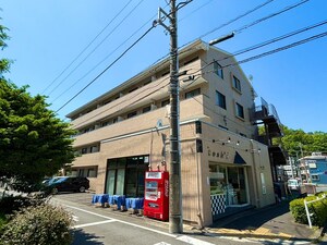 リーゼンハイム外観写真