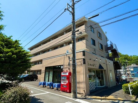 リーゼンハイム外観写真